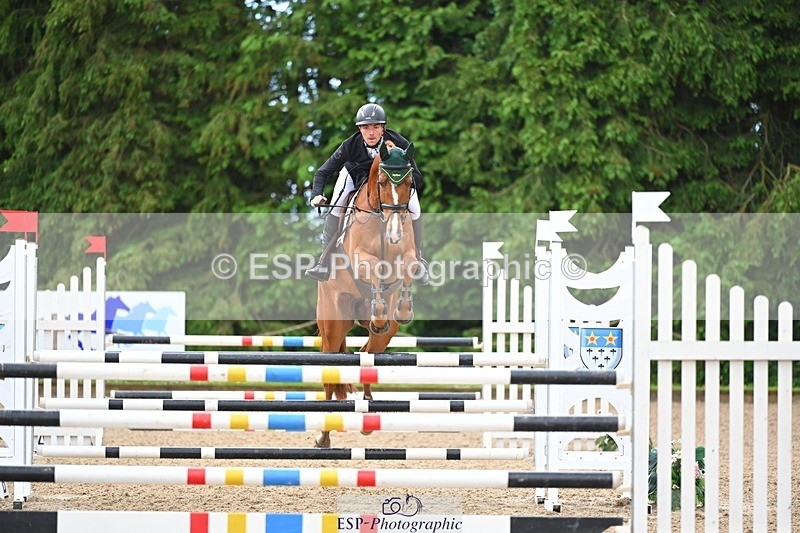 240526-160409-25248 - 223-MORNINGSTAR_VAN_ALTRIDO-Max_Warburton