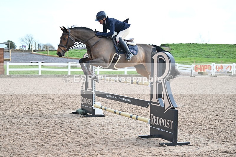 231208A-122213-00668 - Cls 5 Newcomers & 1.10m Open