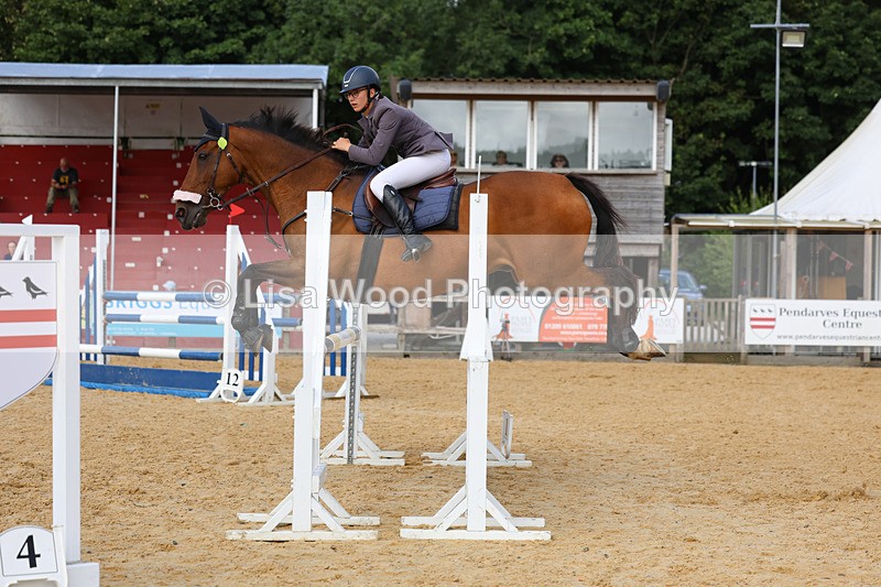 3E7A1619 - Class 13: Senior Newcomers/1.10m open