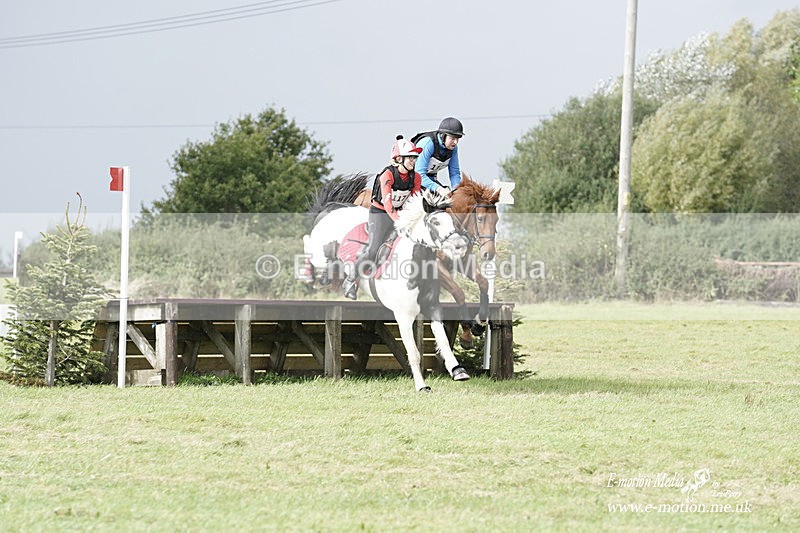  WWHT 031021 3684 - Intermediate Pairs (0.90m) 03/10/21