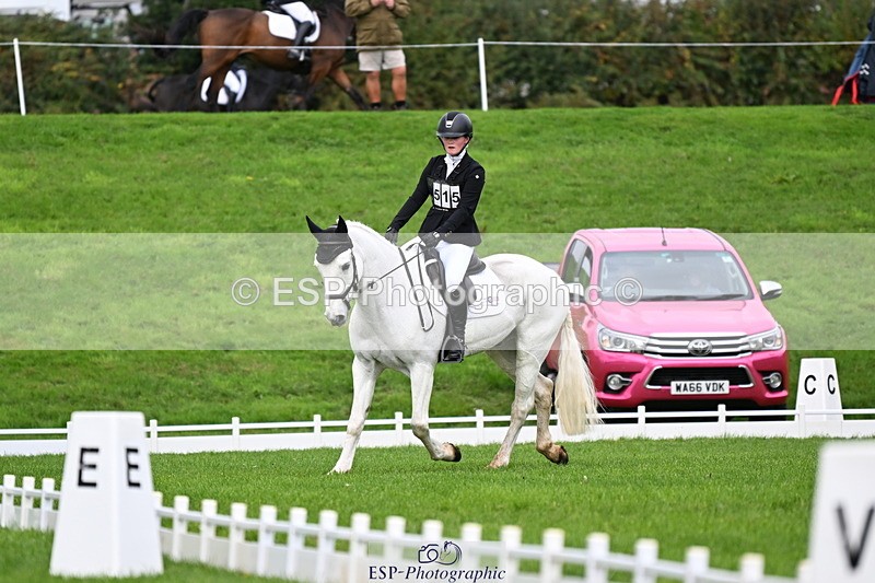 251023A-114148-03638 - G-515-Jessica.Saunders