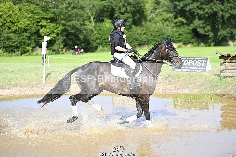 240803-164712-10084 - 274-Molly_Frampton-OBSIDIAN_ROYALE