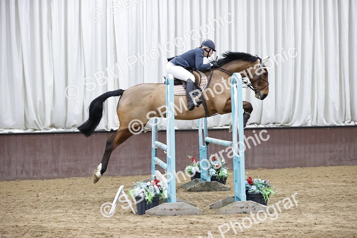 SBM_001121 - Class 4 - Senior Newcomers/ 1.10m Open