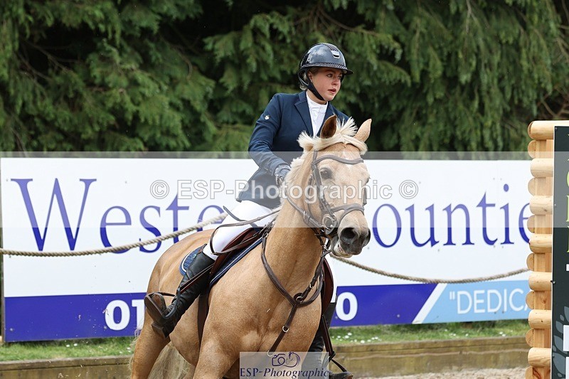 230617-102625-01970 - Cls 08b 1.20m Open H-Cap