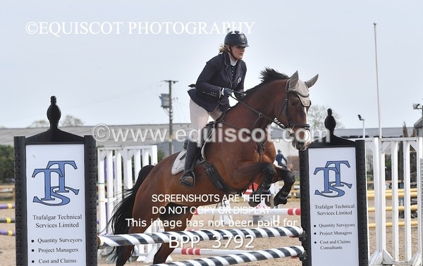 BPP_3792 - CLASS 3 Senior British Novice/ 90cm Open