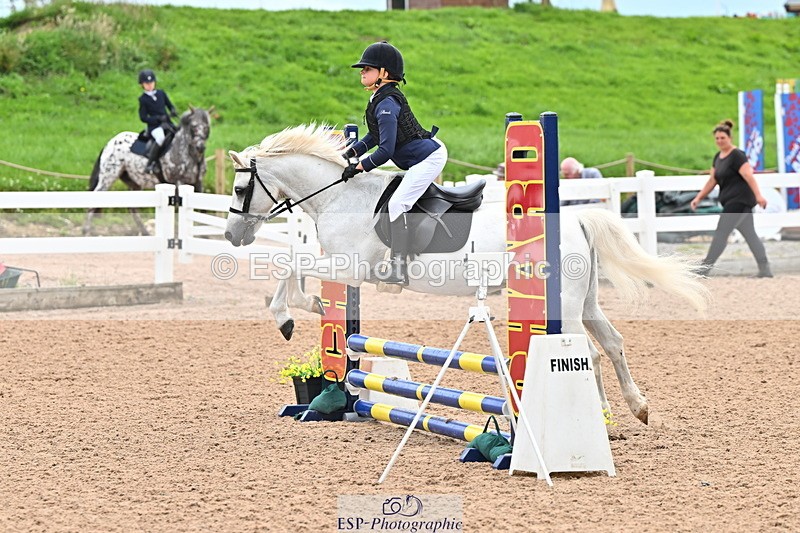 240723A-160448-00075 - 50cm and 60cm