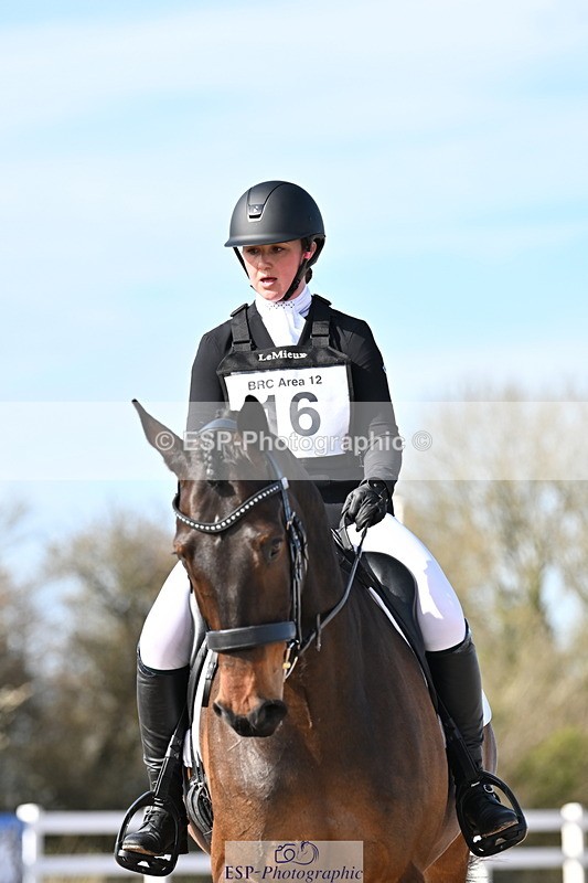 240324A-144556-04093 - Novice 27, 14.30 to 15.25