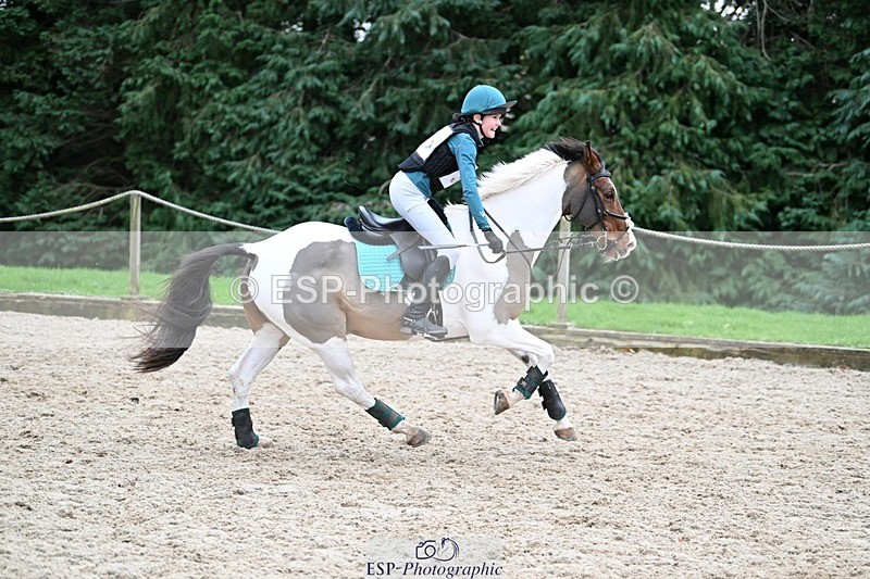 241117-143012-04610 - Cls 3 90-95cm 14.00 to 15.00