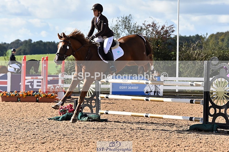 231014A-140924-05227 - Cls 15 1.05m Amateur Q 2nd R