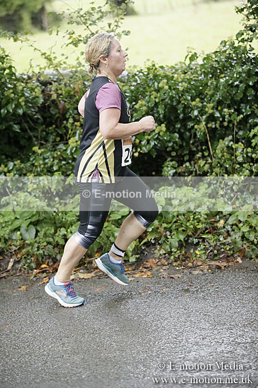 CAD131019-1125 - Cadence Events Grittleton 10km 13/10/19