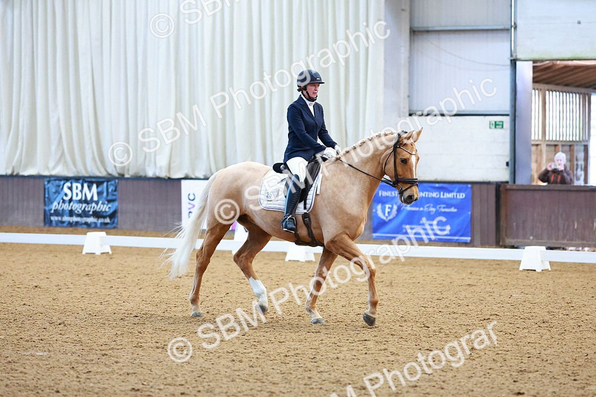 SBM_001149 - Class 18-15-16-22 - Elementary 5 Novice 5-Novice 6