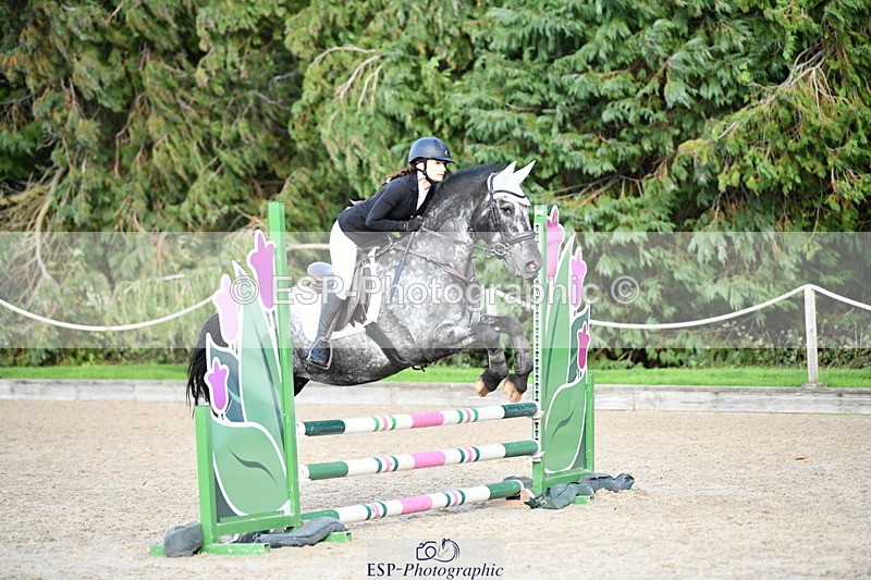 251004A-154046-01932 - Classes 8 & 9 70cm