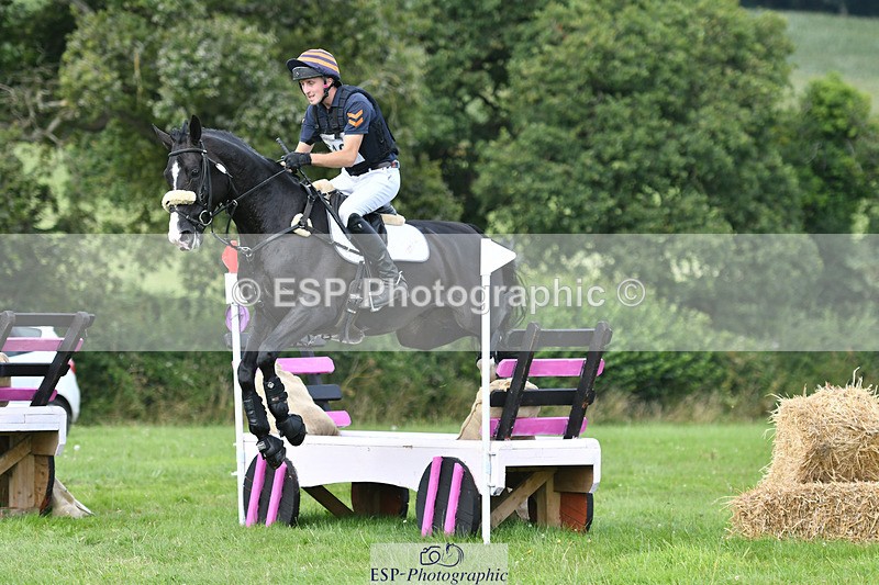 240804-155156-17775 - 616-Max_Forster-HEVANS_ROYAL_REVOLUTION