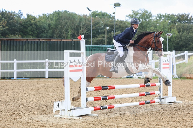 3E7A7878 - Class 2: 70cm Junior