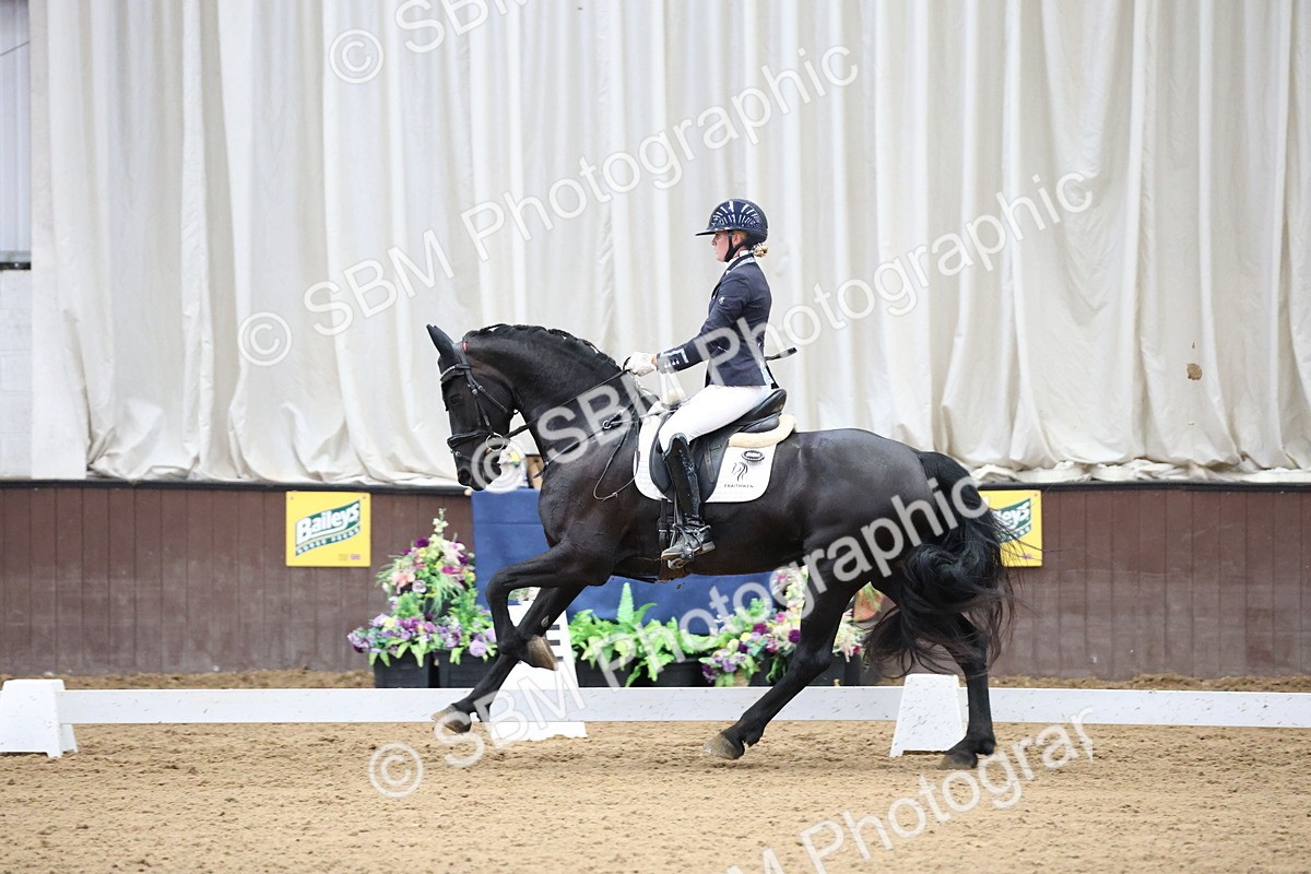 SBM_002799 - Class 5 - Novice 6 Gold - 10.24-11.30