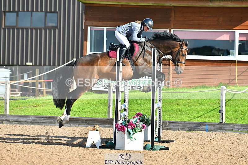 230811A-090435-02941 - Cls 14 A&B Snr Disco & 1.00m Open