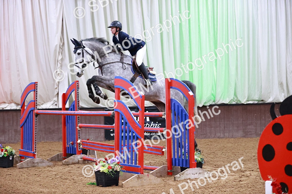 SBM_002589 - Class 11 - Senior Foxhunter 1.20m