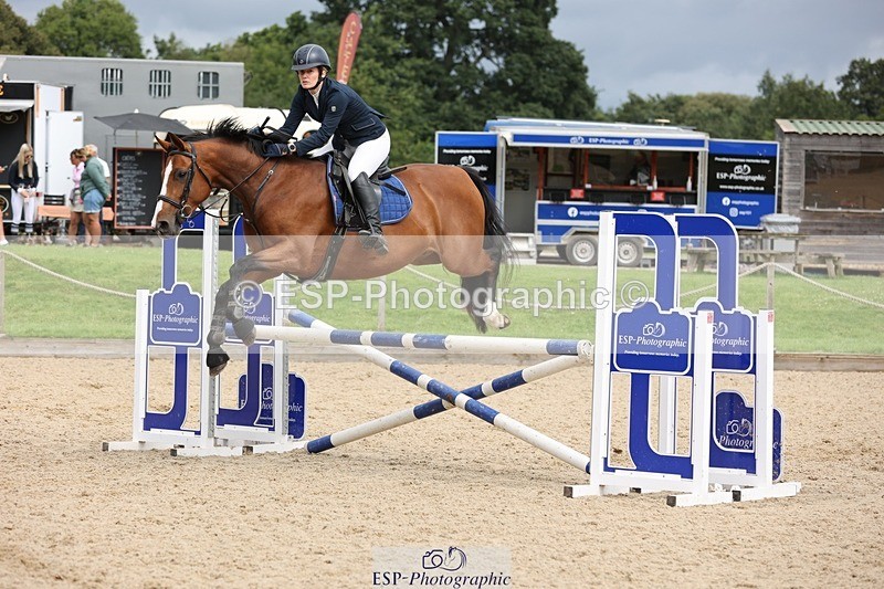 240817-111740-00906 - 03A Snr Disc