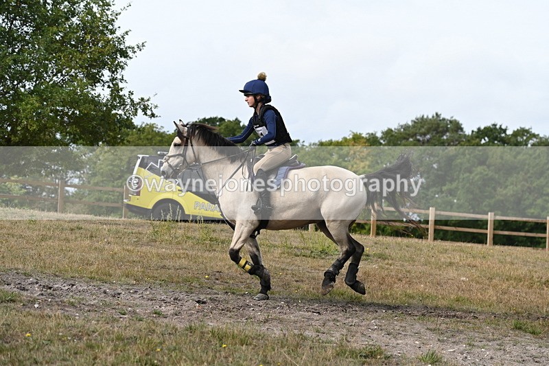 WJ6_0137 - XC Time 10:53 to 11:00