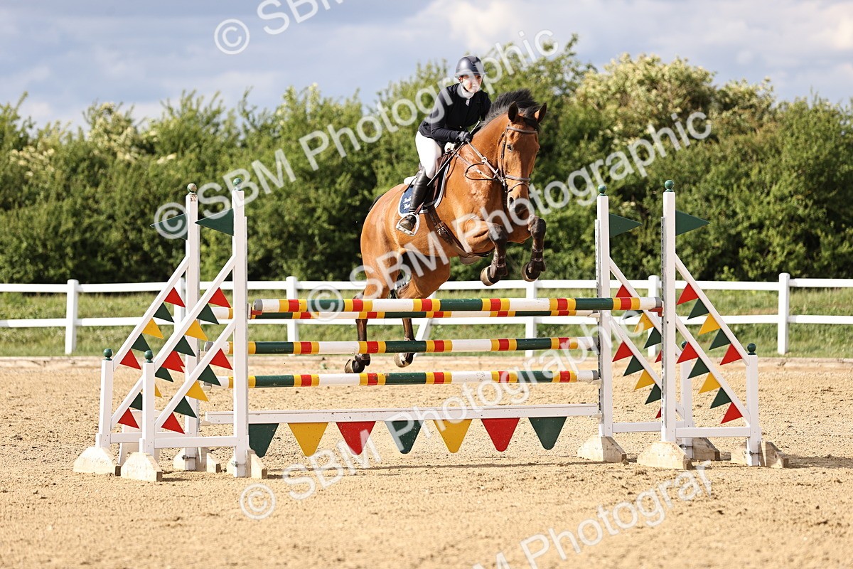 SBM_003858 - Class 13 - Senior Foxhunter - 1.20m