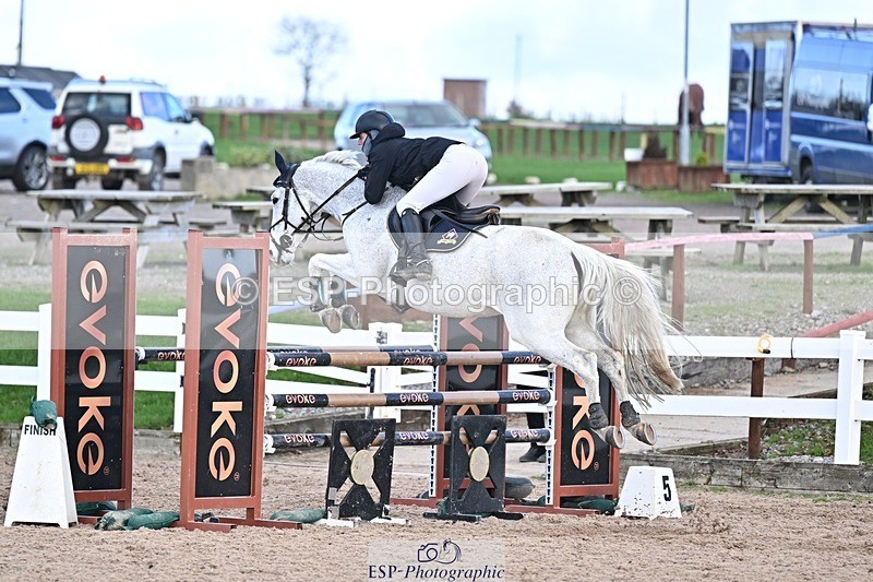 251119-134220-00496 - Cls 4 Newcomers and 1.10m Open