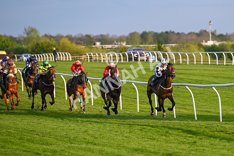 300424-Race 5-Bowman-2917 - Race 5