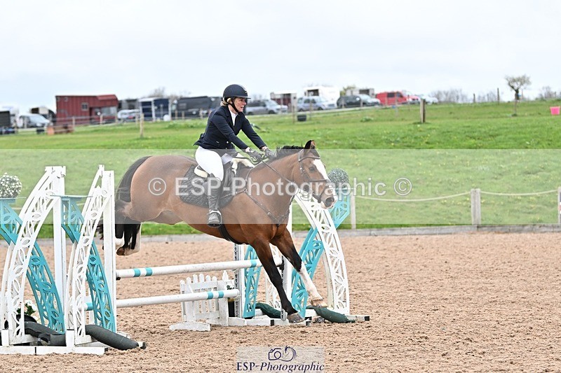 250414-105946-00346 - 80cm Round 1