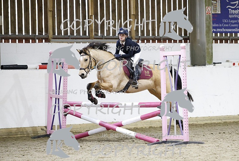 _T0A3180 - Class 7 80cm