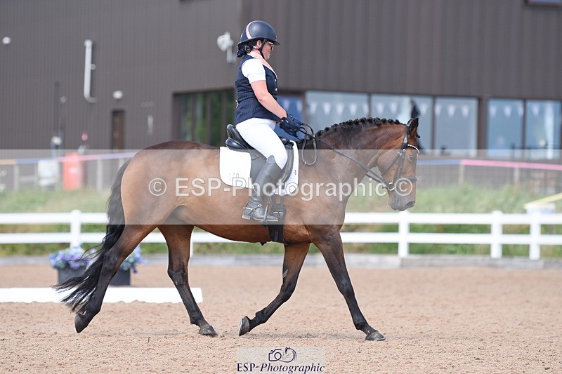 230701A-151506-07371 - Cls 9 Novice 28