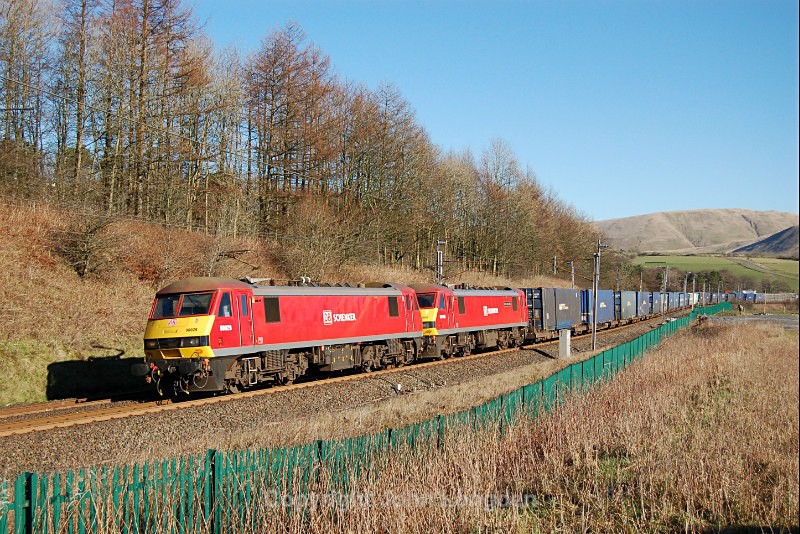 JL - 23.2.16 90029 & 90036 4M25 Mossend - Daventry, Beckfoot - West Coast Main Line (north to south)