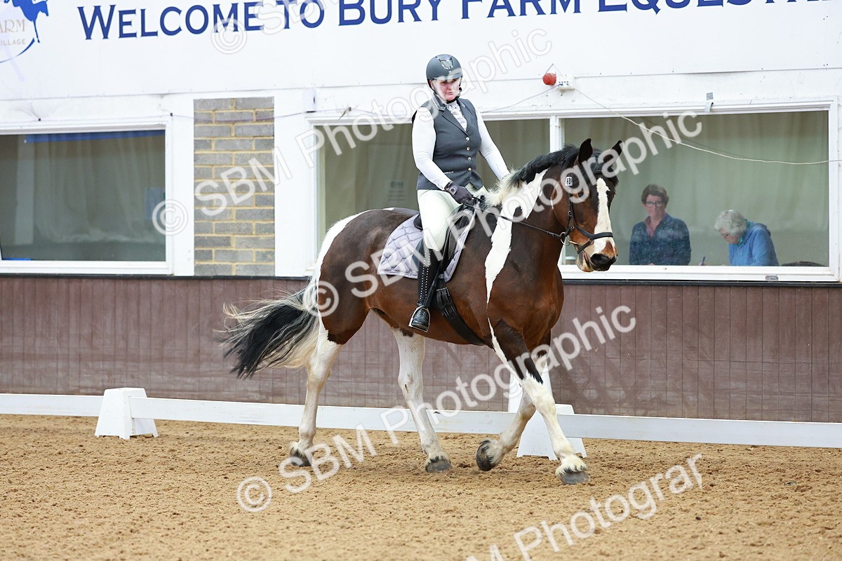 SBM_002881 - Class 14 - Novice 2