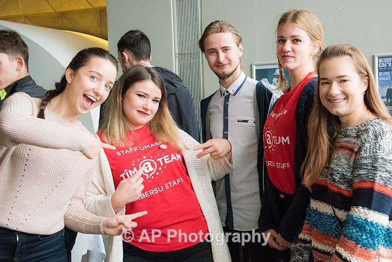 ACP_4119-1 copy - International Welcome