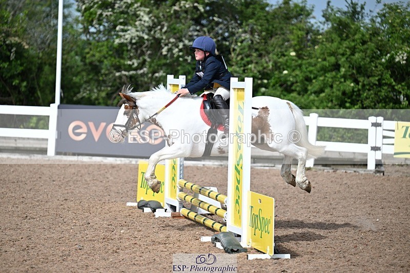 260523-101104-00229 - Cls 13 Clear Round 50cm