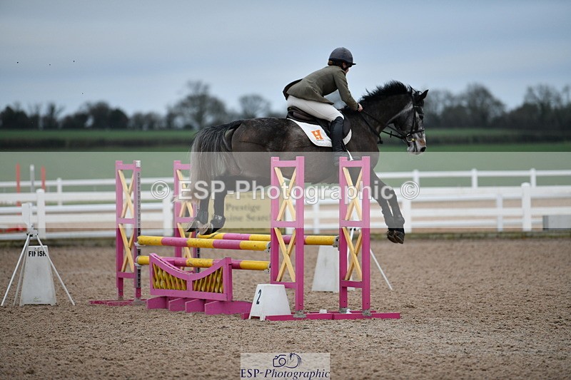 240112A-090622-00015 - Cls 1 Clear Round