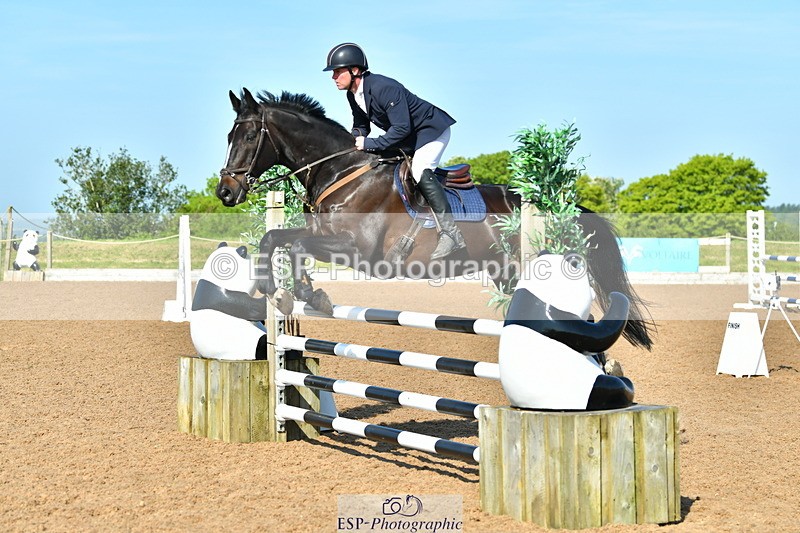 230527A-090932-02905 - Cls 13 Snr 1.05m + 1.10m Open