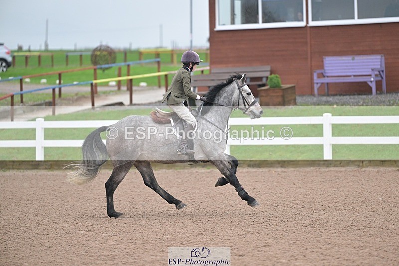 251116-095929-01084 - Cls 2 Pony Intro 70cm