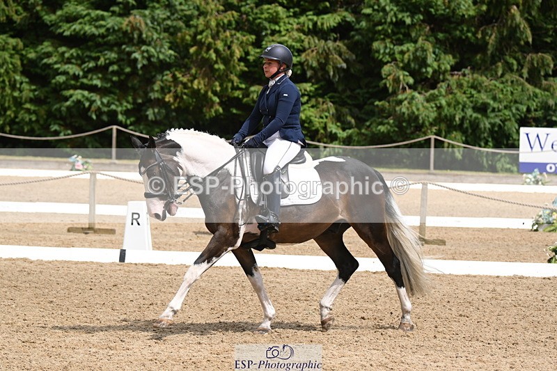 250720A-144431-11920 - 164-Dominique.Kinnaird-Perry-Pallas.Vanquish