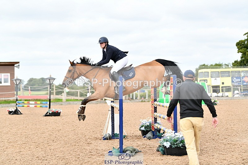 240915A-121612-09869 - Cls 27 Snr 1.05m & 1.10m GP