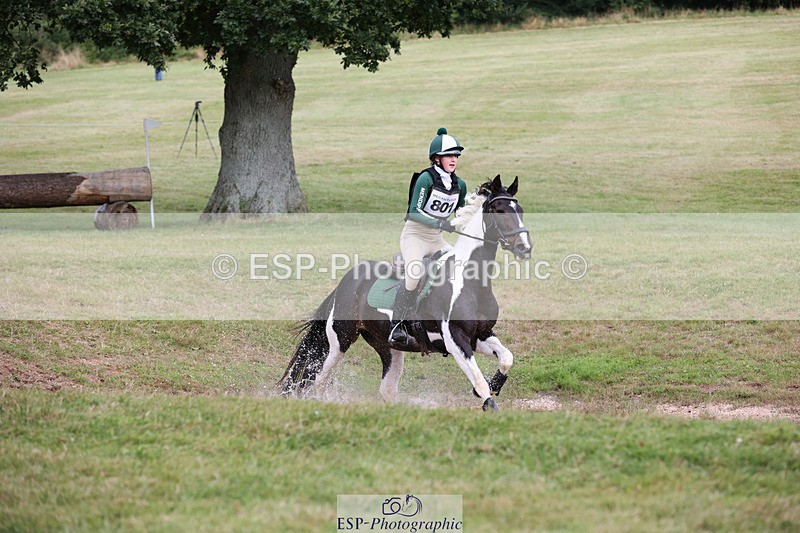 240825X-134954-34353 - 80cm XC 13.30 to 14.30