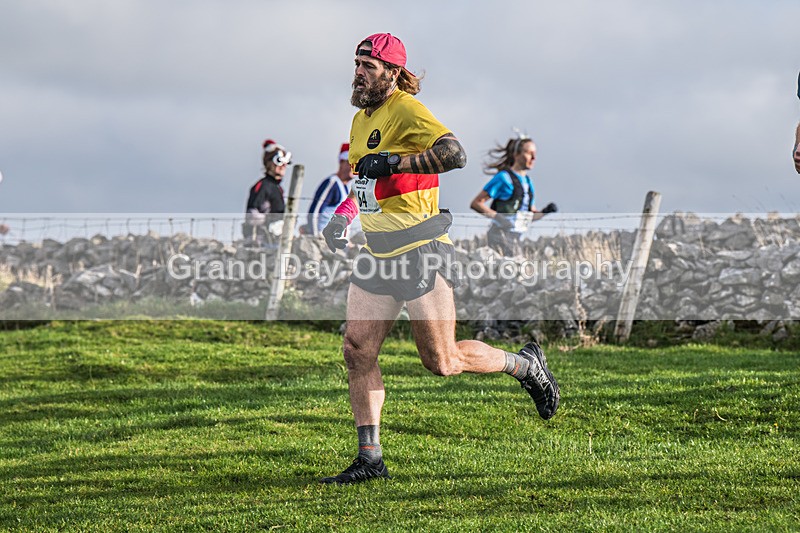 Litton-126 - Litton Christmas Cracker Fell Race (Limestone Series) Sunday 14th December 2025