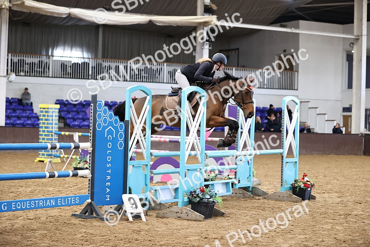 SBM_001545 - Class 4 - Senior Newcomers - 1.10m Open