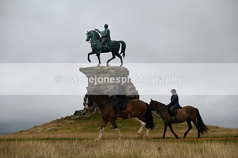 DSC_2026 - Time at Statue 12:13 to 12:32