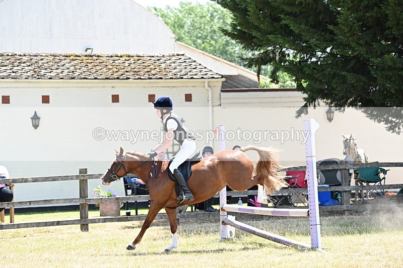 WJ6_5925 - Class 13 Novice 60cm