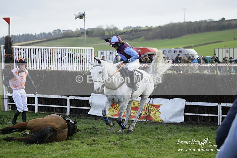 PtP 300122 570 - South Dorset Hunt - Point-to-Point Races 30/01/2022