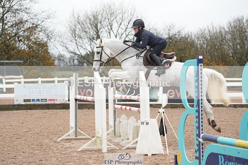 251107-133802-00999 - Cls 5 Newcomers and 1.10m Open