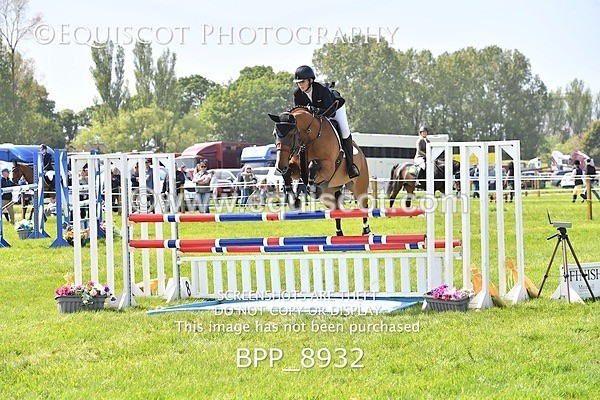 BPP_8932 - CLASS 3 The RHS Andrew Hamilton Coach Novice Qualifier (1.20m)