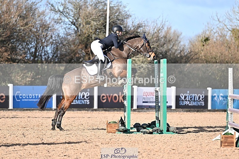 260107-122440-00317 - Cls 4 Newcomers and 1.10m