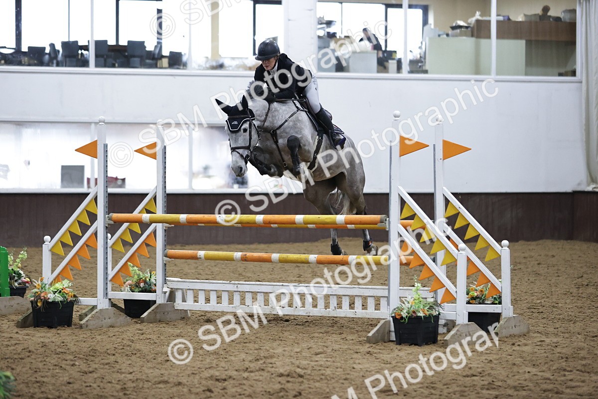 SBM_001400 - Class 4 - Senior Newcomers/ 1.10m Open