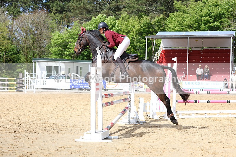 3E7A8197 - Class 11: 1 metre open