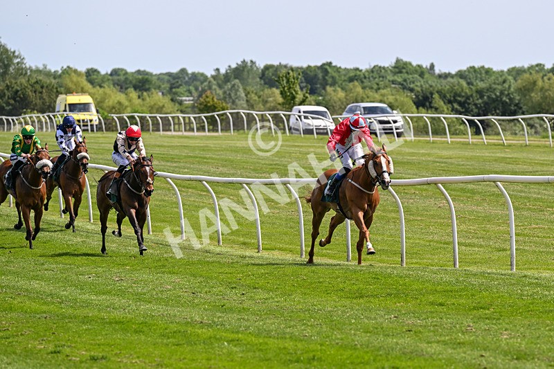 300526-Race 2-Im Dan Dare-0306 - Race 2 14.27pm Every Race Live On Racing TV Handicap